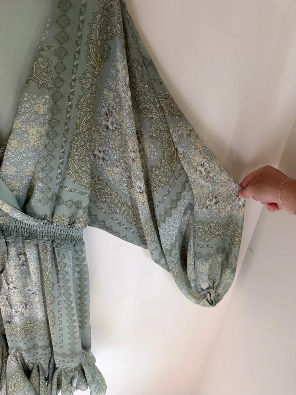 Altar'd State Sage Green Paisley Floral Mini Dress Boho Wrap V-Neck Medium 0070 - Picture 6 of 6